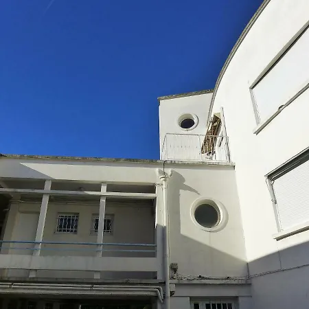 418 * Saint-Raphaël