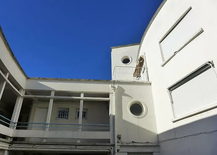 418 * Saint-Raphaël